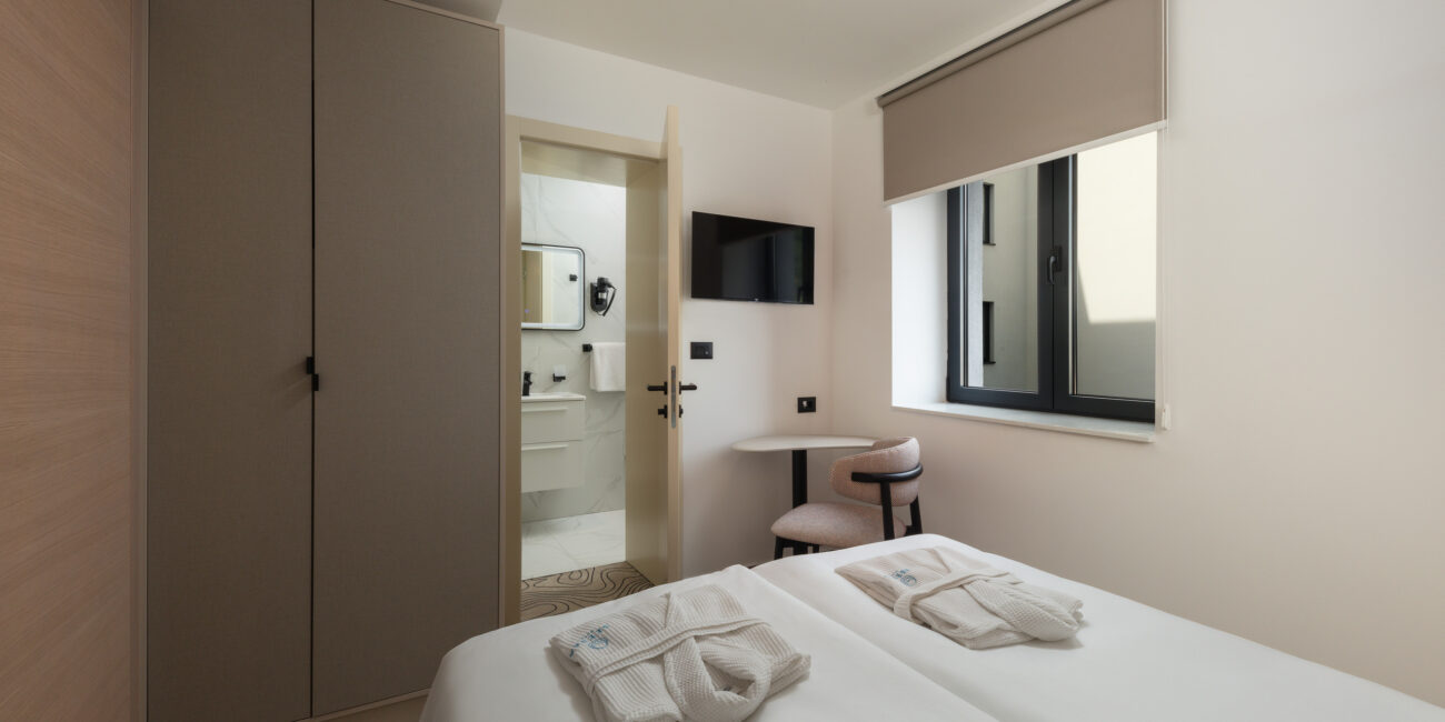 SeeSea Hotel Vodice Double room park view